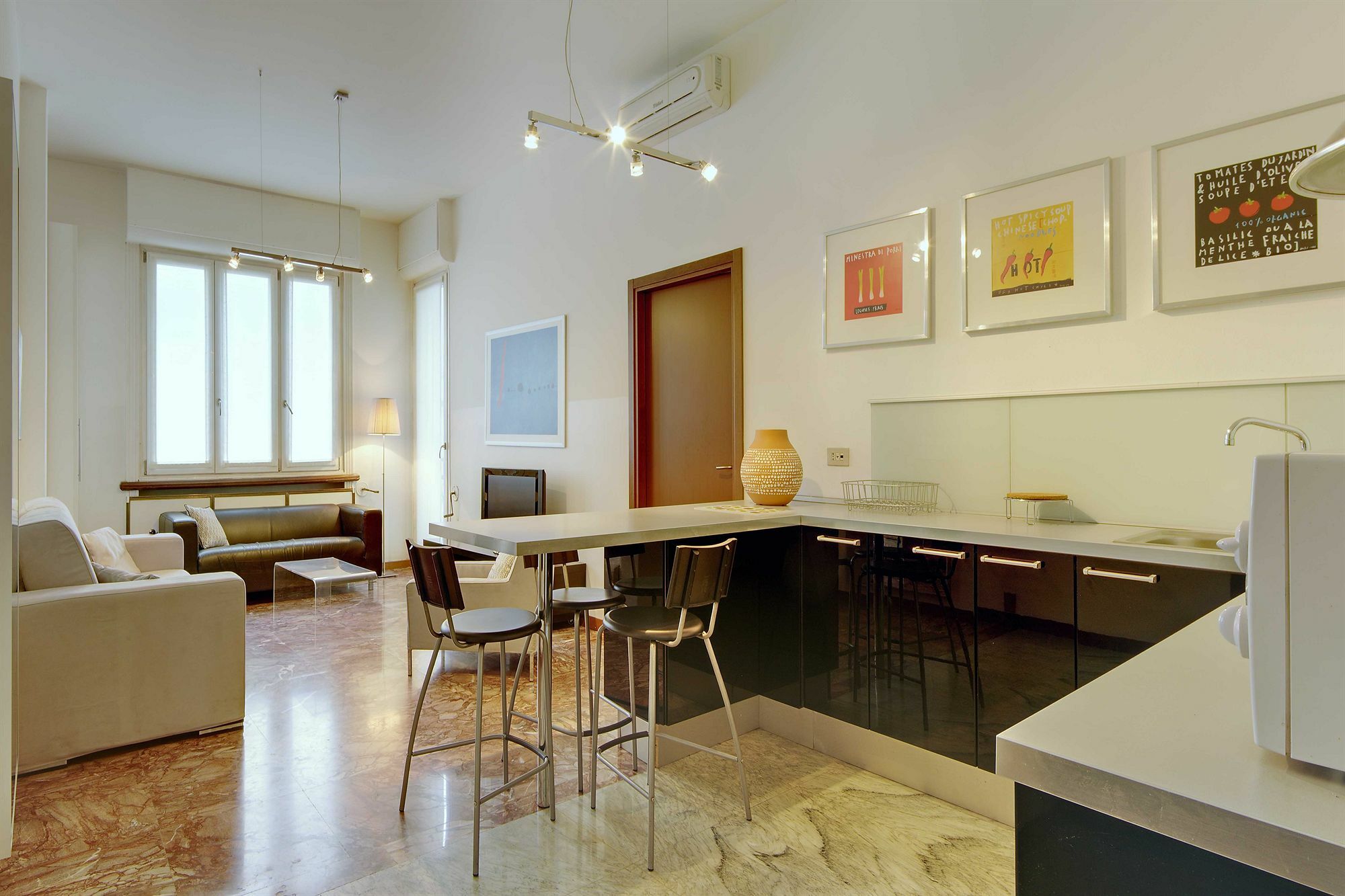 Milan Apartment Rental Buitenkant foto